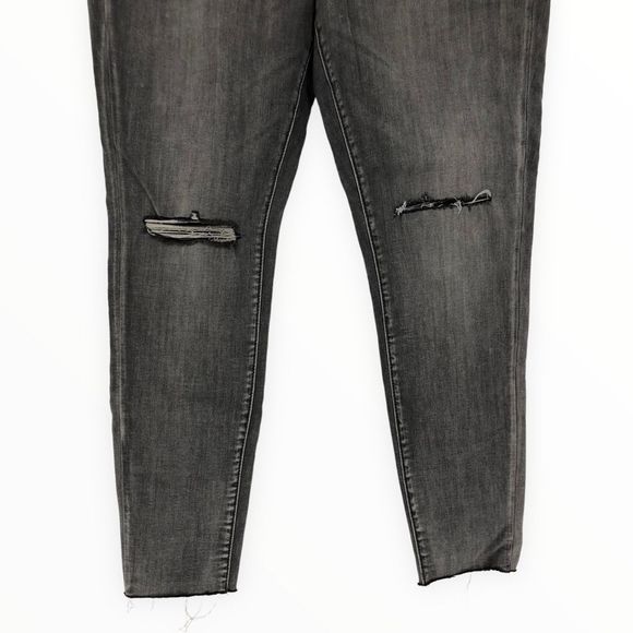 BLANK NYC The Great Jones Distressed High Rise Grey Scissor Cut Hem Skinny Jean - Picture 5 of 13